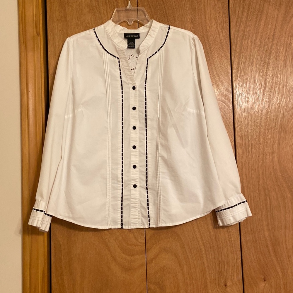 Women’s white Lane Bryant long sleeve top